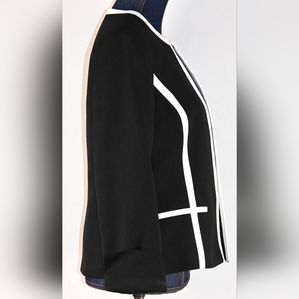 Black Label By Evan Picone of Kasper Group LLC, New York Black & White Blazer 8 - Picture 3 of 16